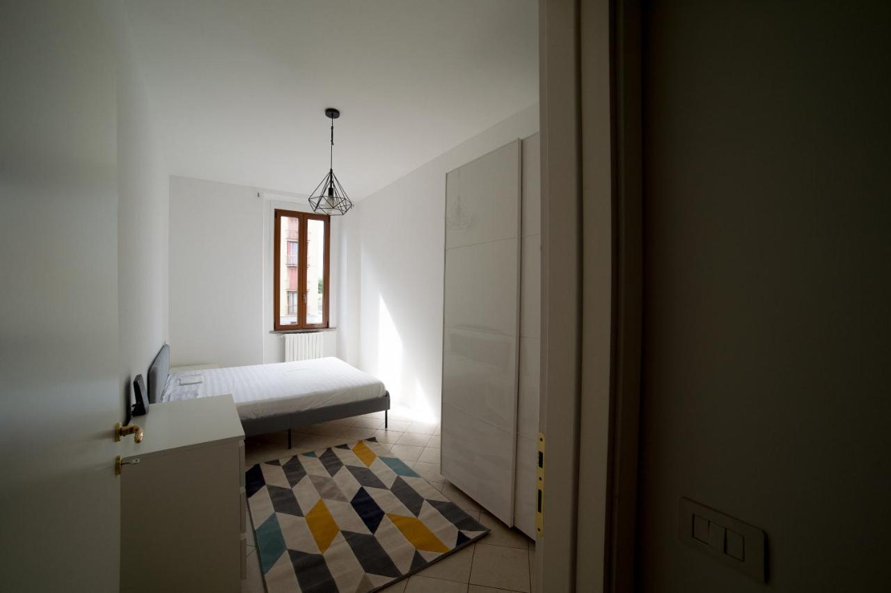 Hbhall Navigli 30 Apartment Milano Ngoại thất bức ảnh