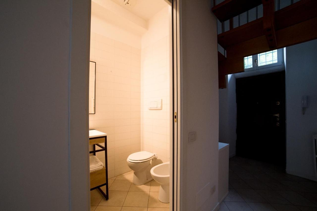 Hbhall Navigli 30 Apartment Milano Ngoại thất bức ảnh